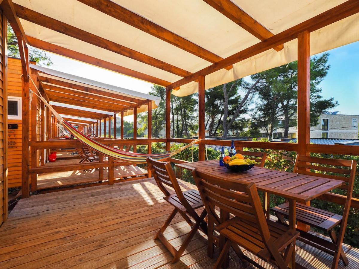 Mediteran Travel Mobile Homes Miran Pirovac Exterior photo